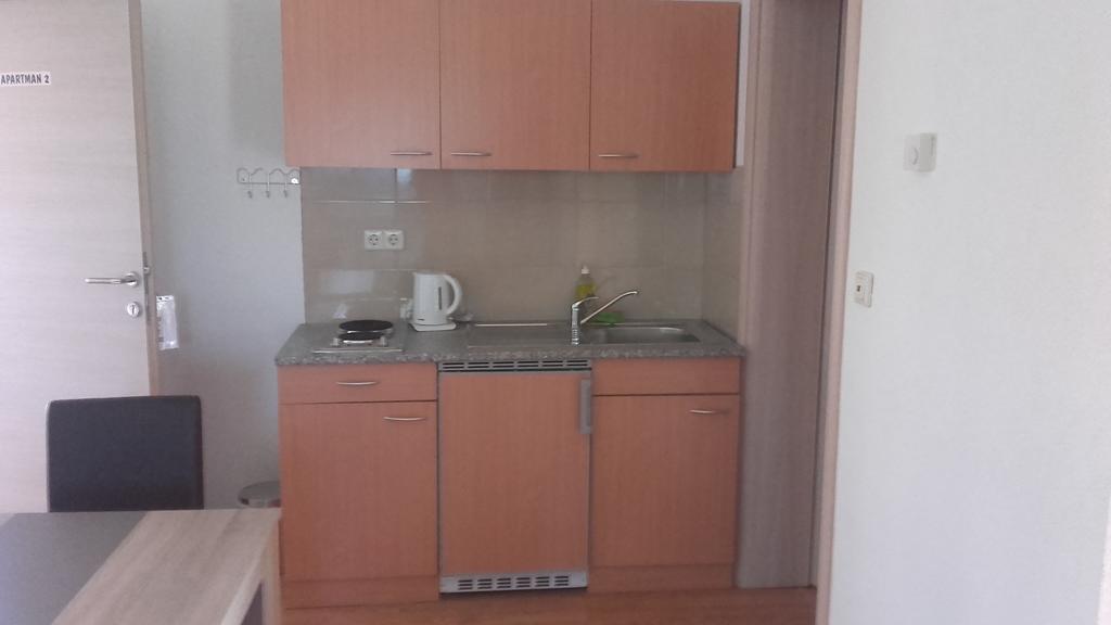 Apartment Pavlesic Слуни Экстерьер фото
