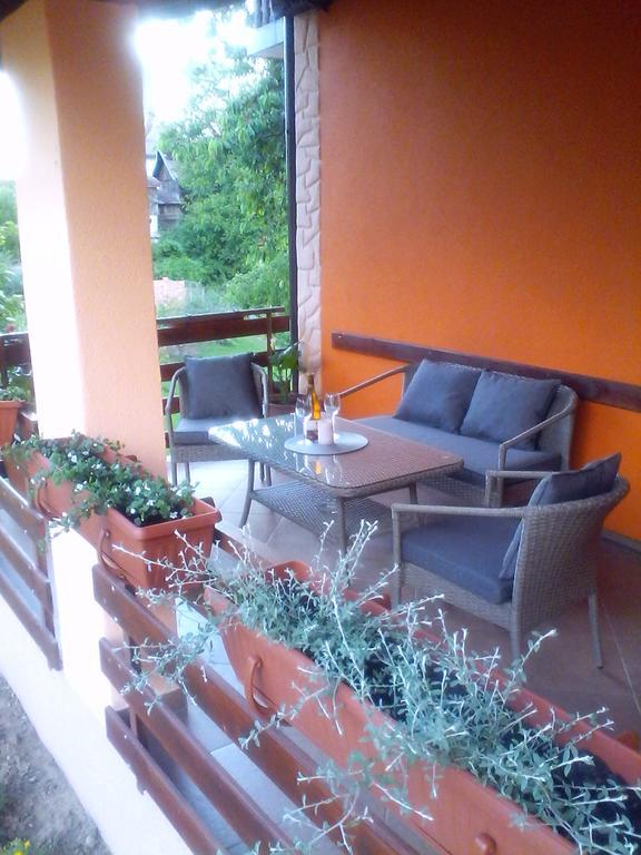 Apartment Pavlesic Слуни Экстерьер фото